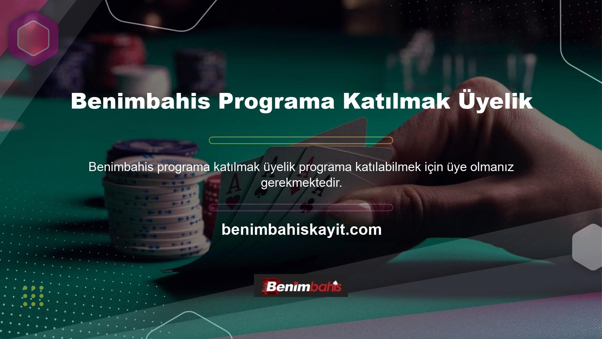 Çevrimiçi pokere erişmek için resmi web sitesinde özel olarak tasarlanmış canlı casino alanını kullanmalısınız